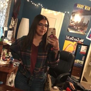 Meet your Posher, Logan